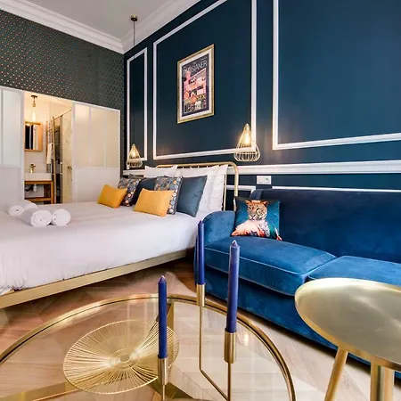 Apartment Flaat- Champs Elysees Paris