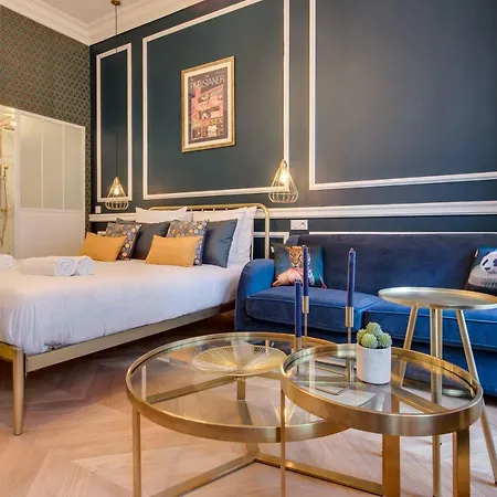 Apartment Flaat- Champs Elysees