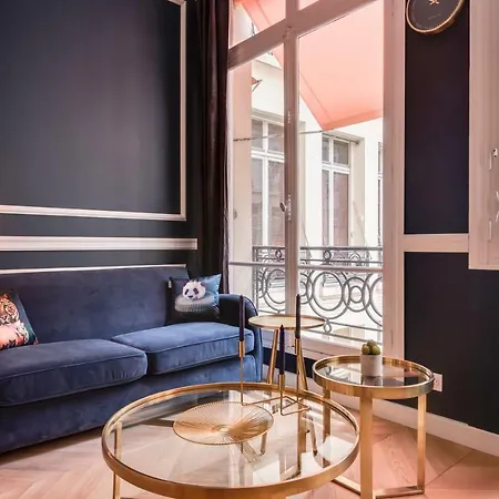 Flaat- Champs Elysees